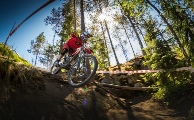 oplev naturen på mountainbike