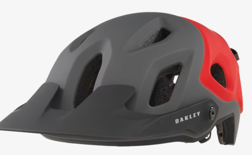 Oakley DRT5 – innovative funktioner for krævende ryttere